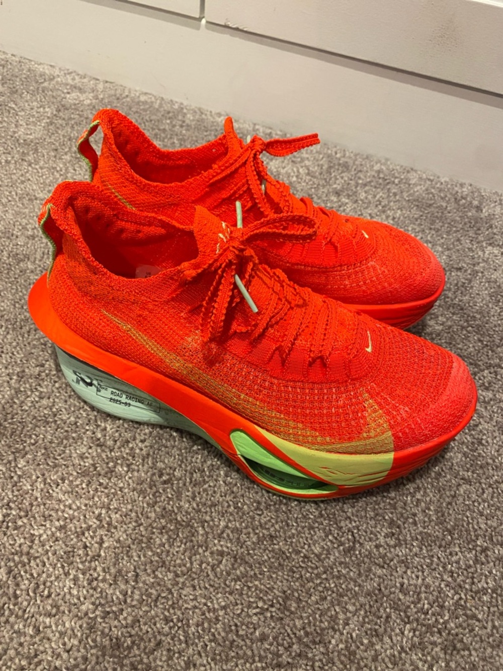 Nike Alphafly 3s - Picture 2 of 5
